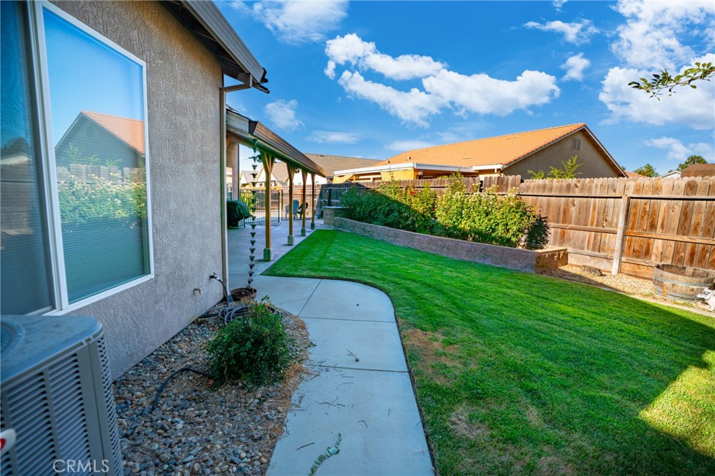 2480 Boulder Dr, Atwater, CA 95301