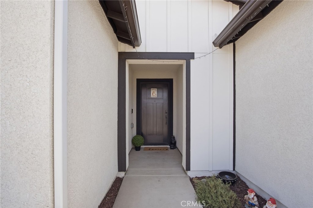 670 Elizabeth Ct, Merced, CA 95341