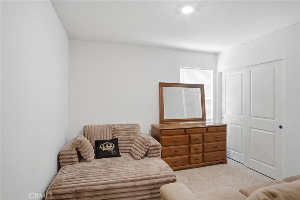 670 Elizabeth Ct, Merced, CA 95341