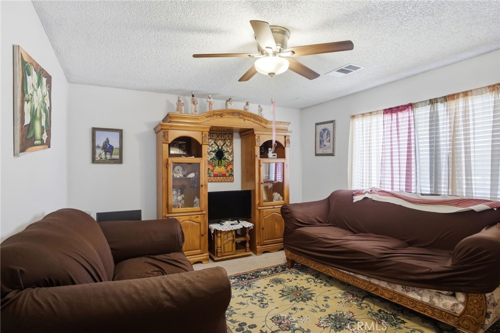 9073 Kraft, Planada, CA 95365