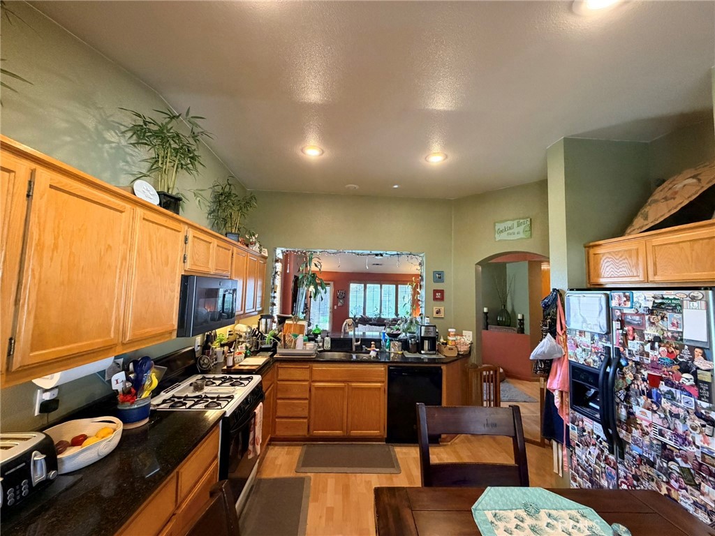 1940 Silverado, Merced, CA 95340
