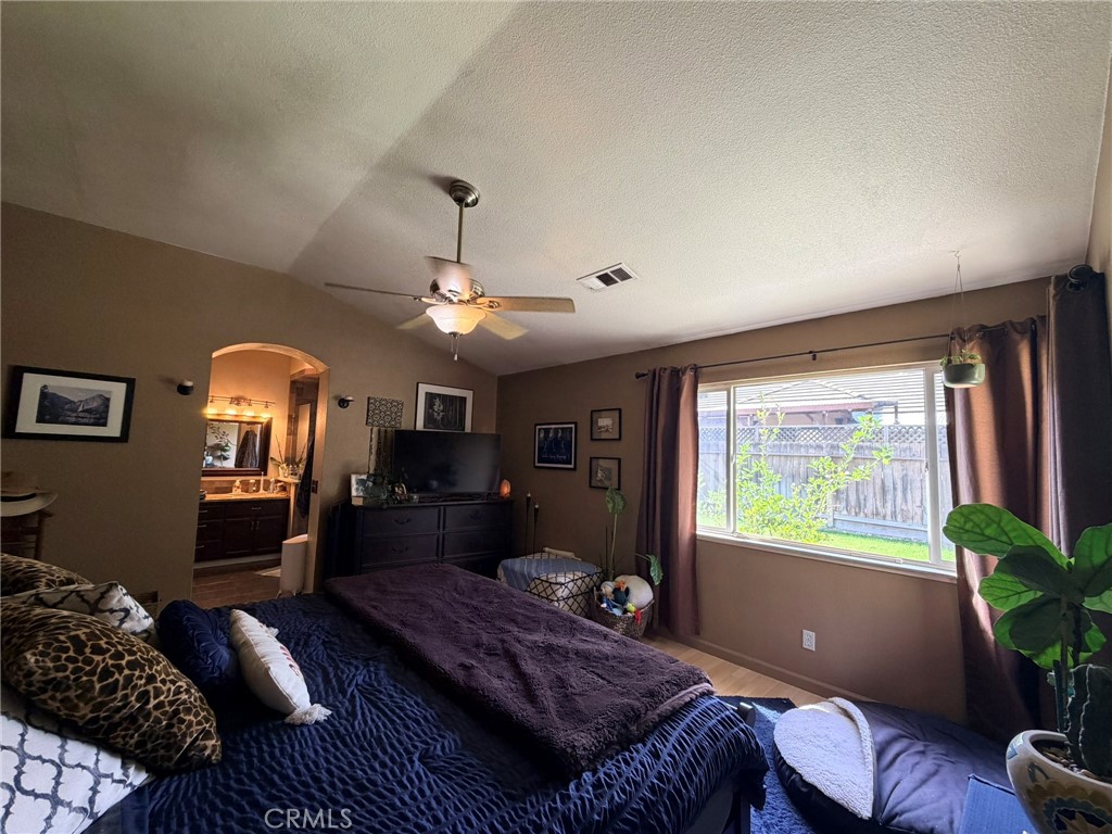 1940 Silverado, Merced, CA 95340