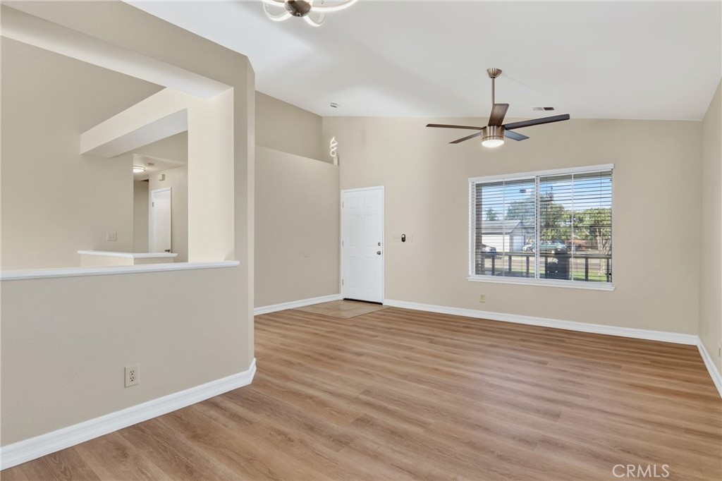 9667 Douglas Ave, Delhi, CA 95315