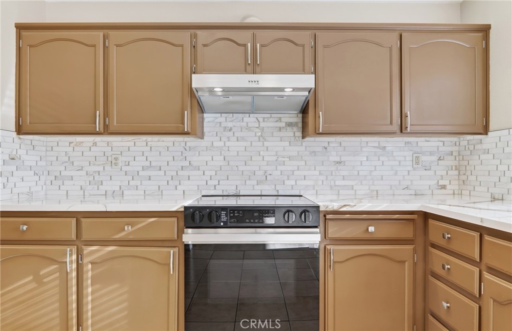 9667 Douglas Ave, Delhi, CA 95315