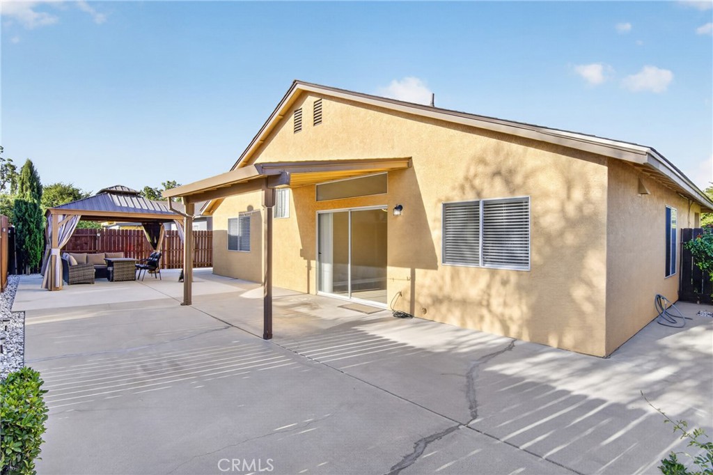 9667 Douglas Ave, Delhi, CA 95315