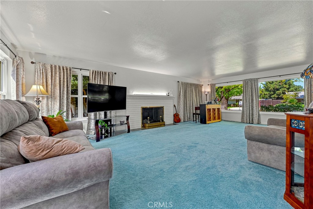 1012 Wyoming, Merced, CA 95340