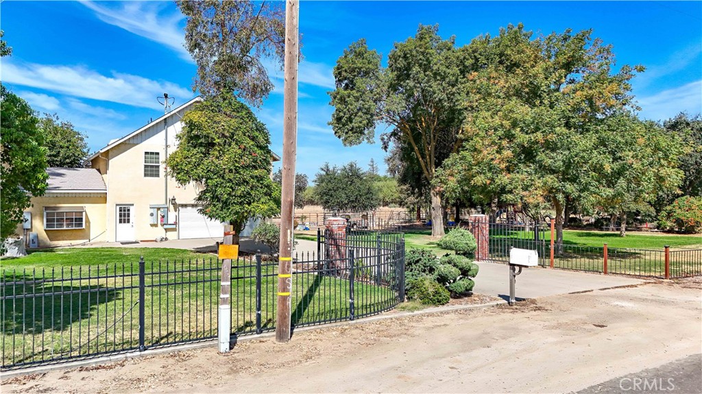 23598 Road 15 3/4, Chowchilla, CA 93610
