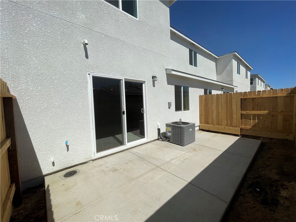 713 Stone Ridge West Ave, Merced, CA 95341