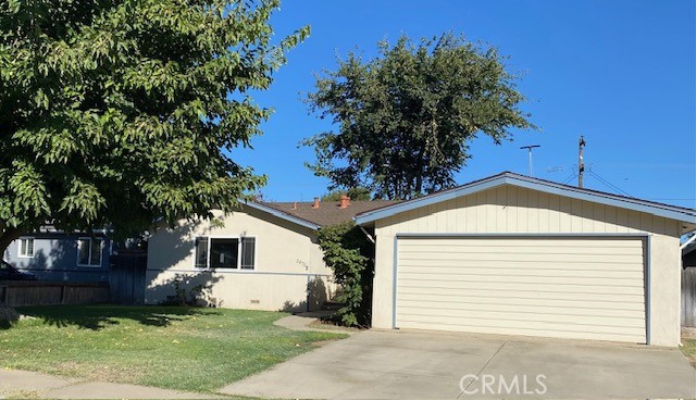 2672 9th Ave, Merced, CA 95340
