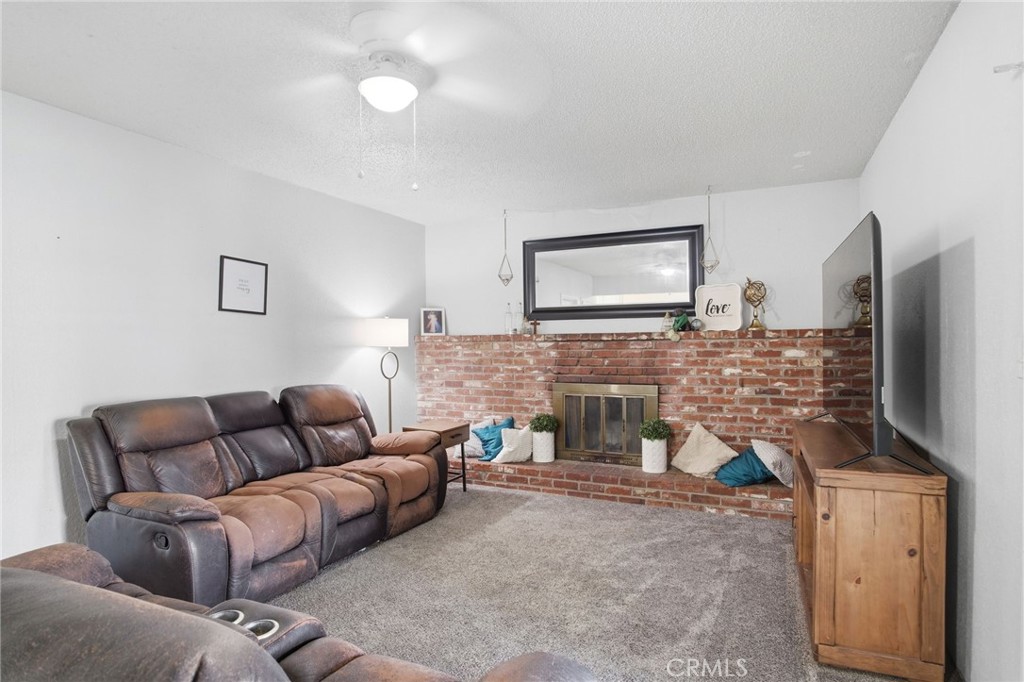 3125 N Parsons, Merced, CA 95340