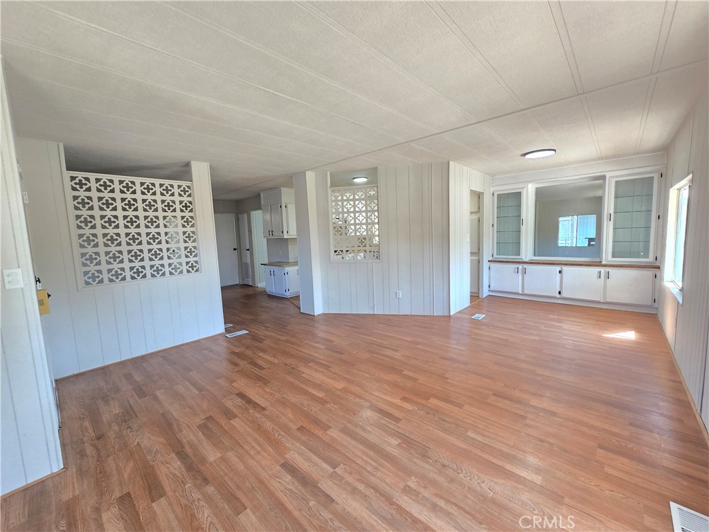 2621 Prescott Rd, Modesto, CA 95350