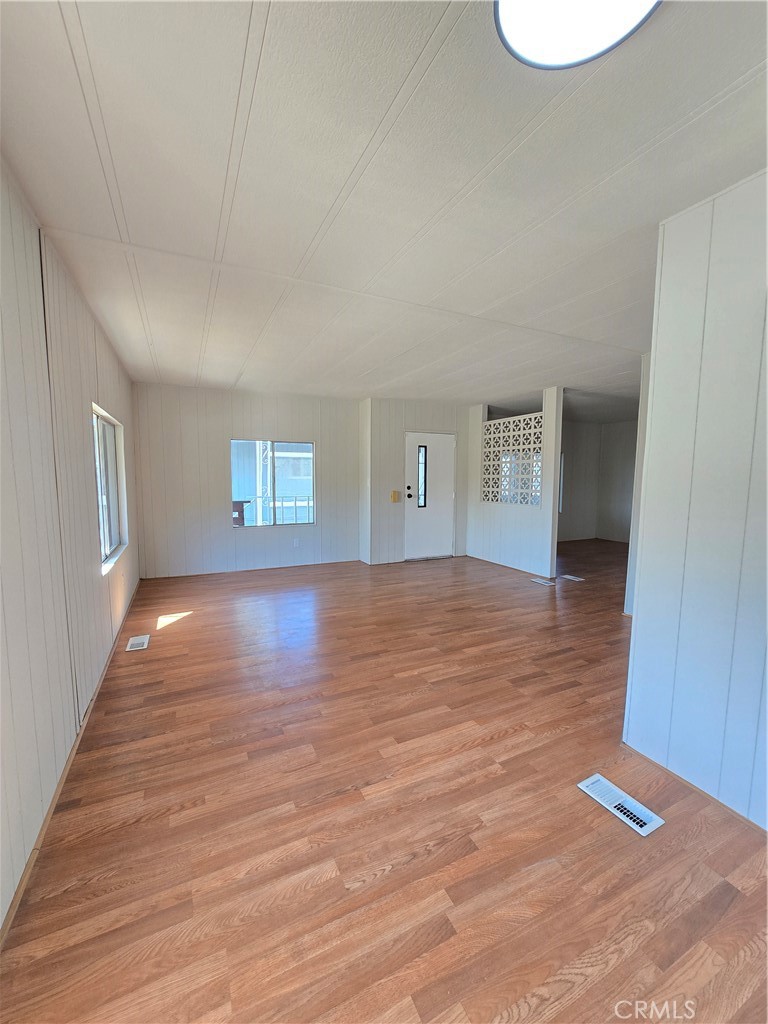 2621 Prescott Rd, Modesto, CA 95350
