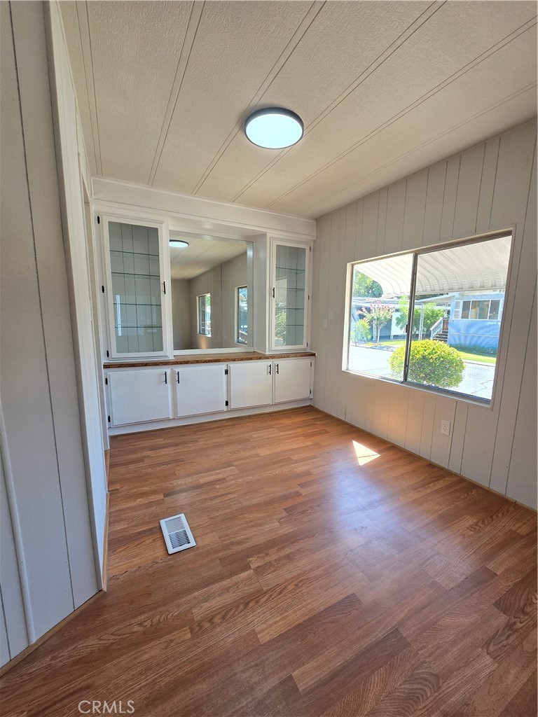 2621 Prescott Rd, Modesto, CA 95350