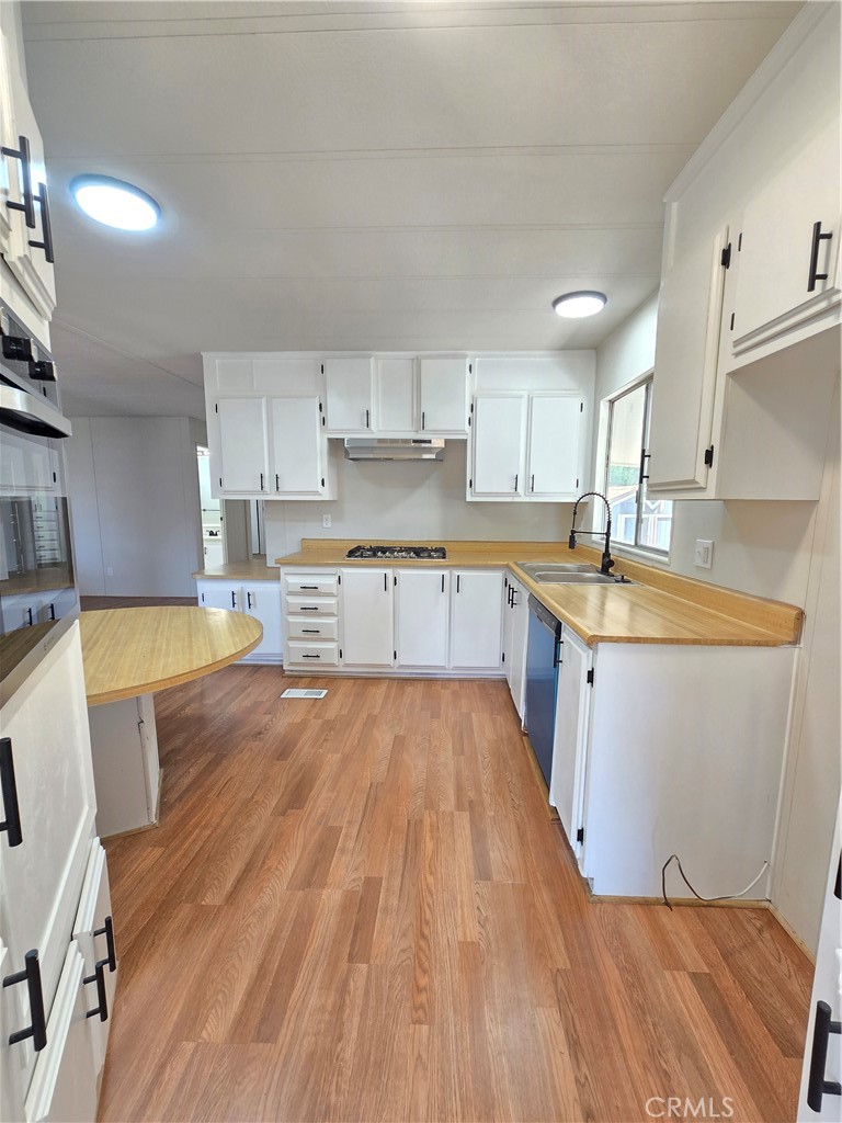 2621 Prescott Rd, Modesto, CA 95350