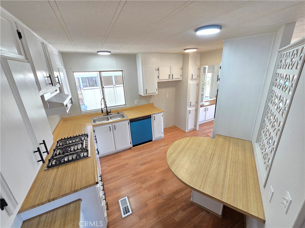 2621 Prescott Rd, Modesto, CA 95350