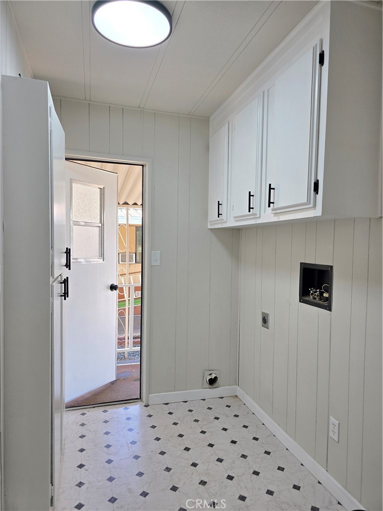 2621 Prescott Rd, Modesto, CA 95350