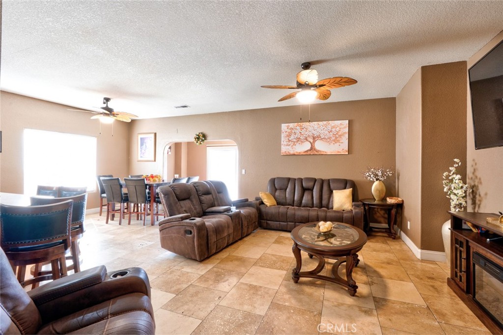 6561 Alyssa Dr, Winton, CA 95388