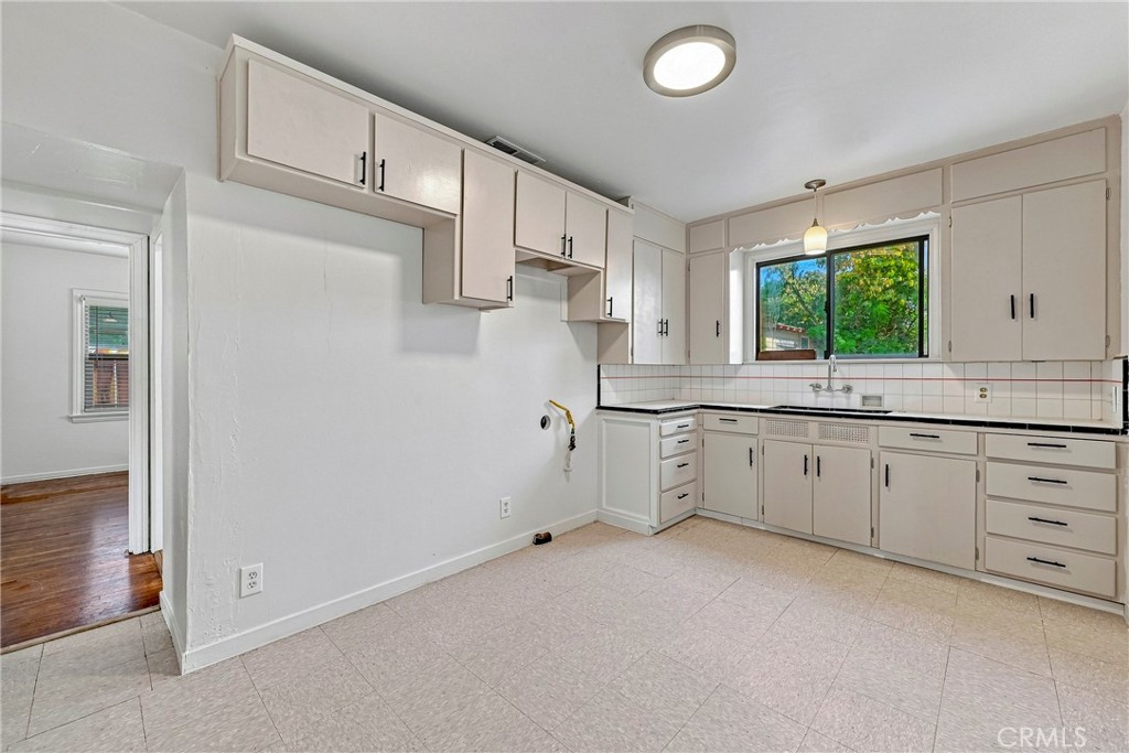 209 E 18th, Merced, CA 95340
