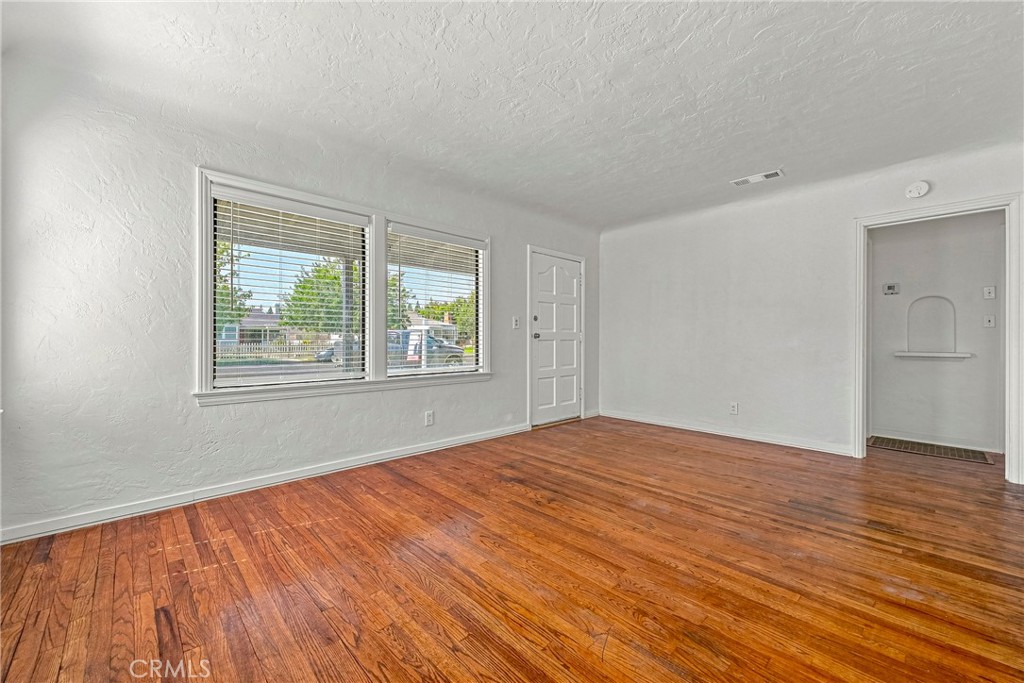 209 E 18th, Merced, CA 95340