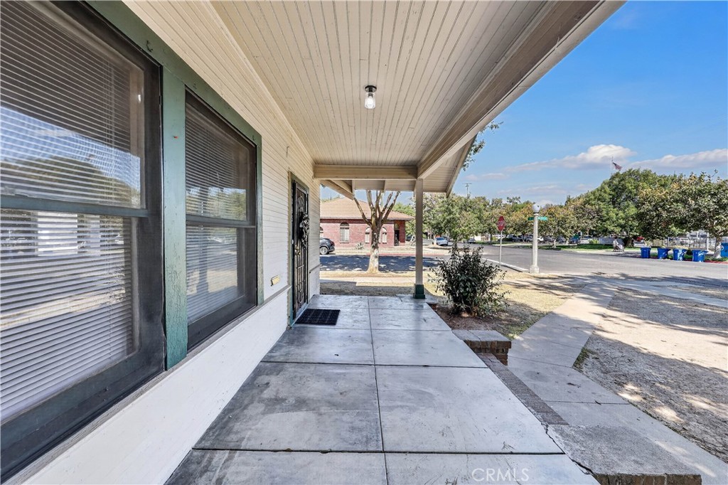 2045 O St, Merced, CA 95340