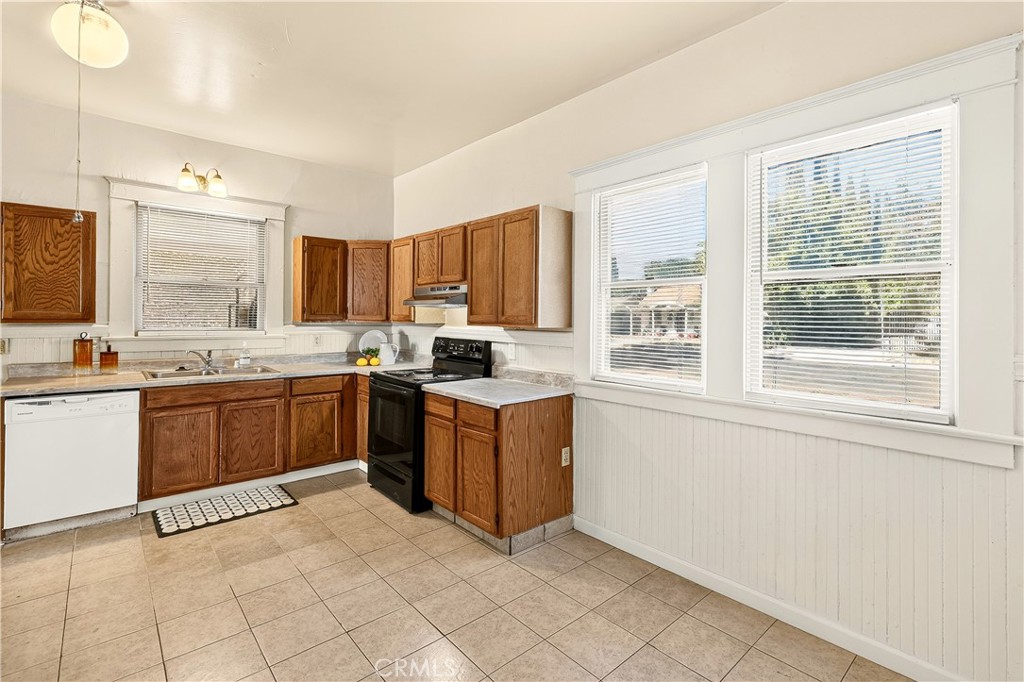 2045 O St, Merced, CA 95340