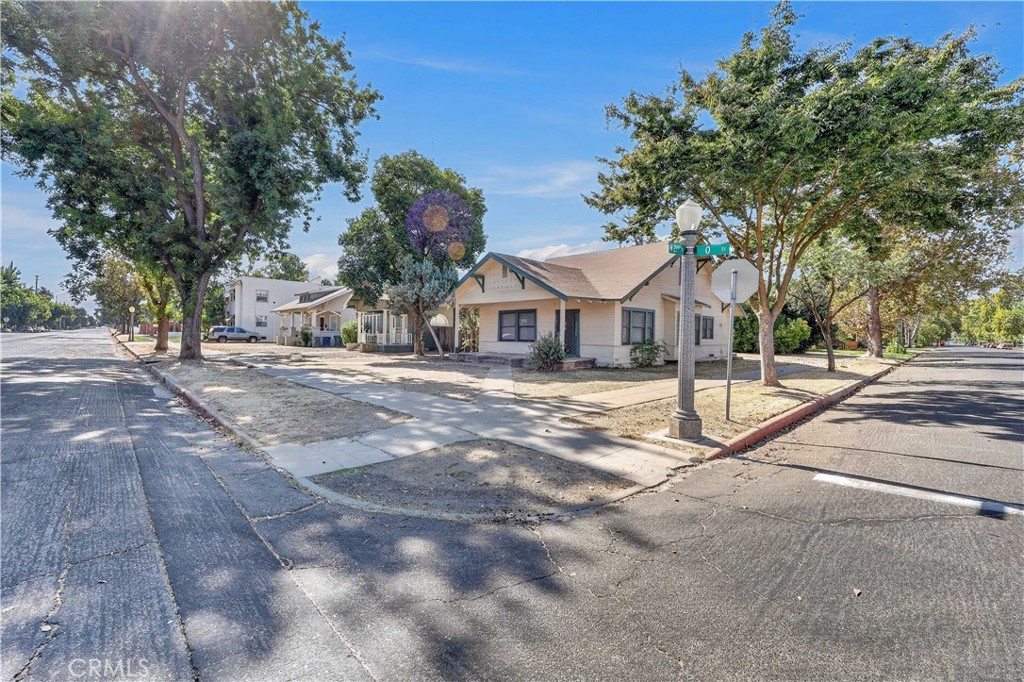2045 O St, Merced, CA 95340