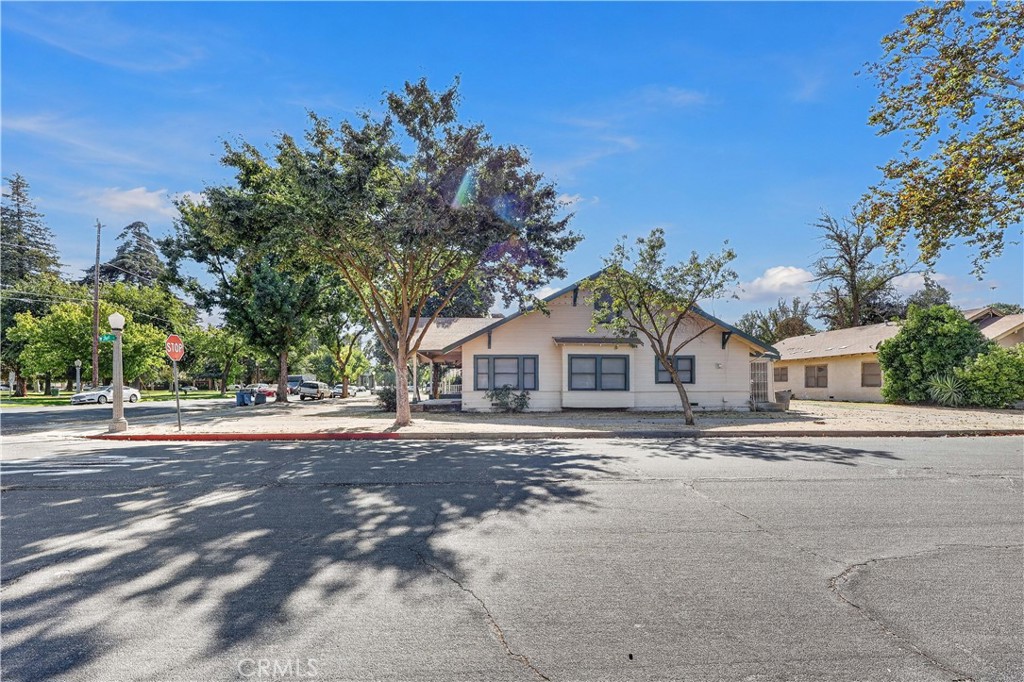 2045 O St, Merced, CA 95340