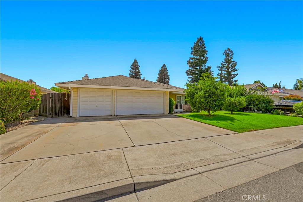 1174 Granite Ct, Merced, CA 95340