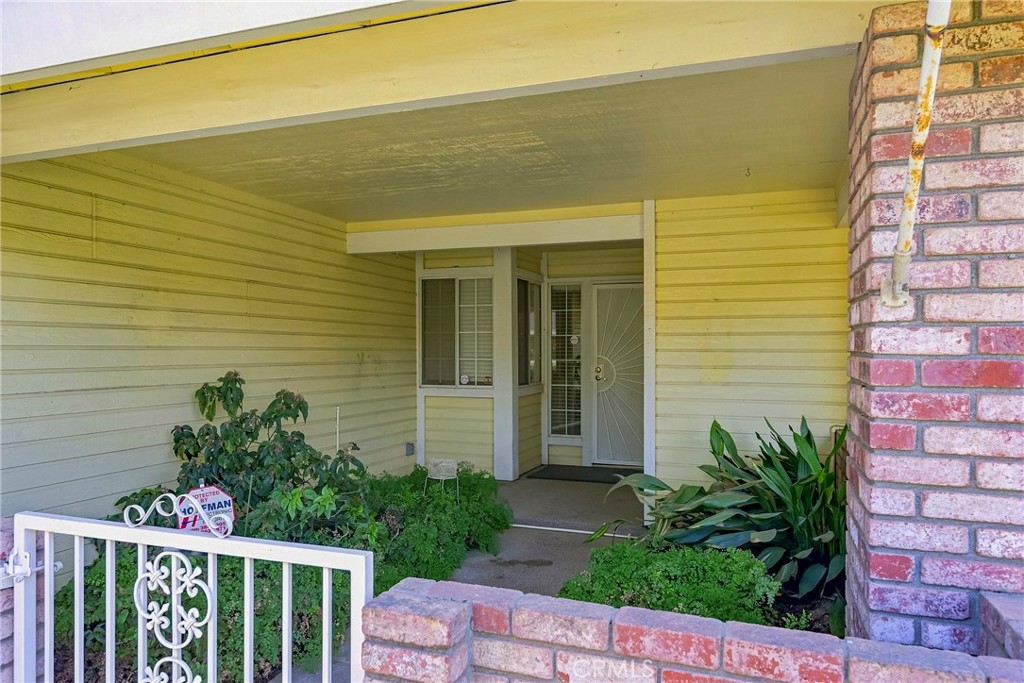 1174 Granite Ct, Merced, CA 95340