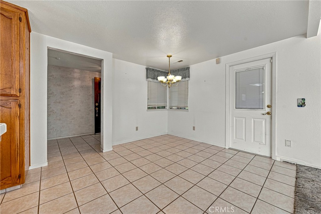 1174 Granite Ct, Merced, CA 95340