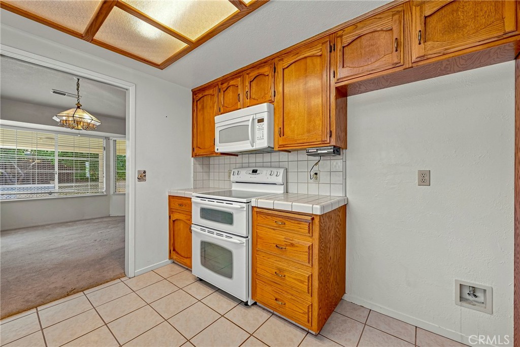 1174 Granite Ct, Merced, CA 95340