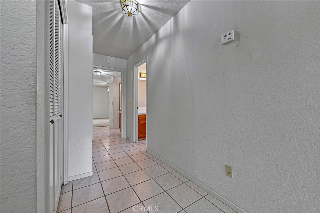 1174 Granite Ct, Merced, CA 95340