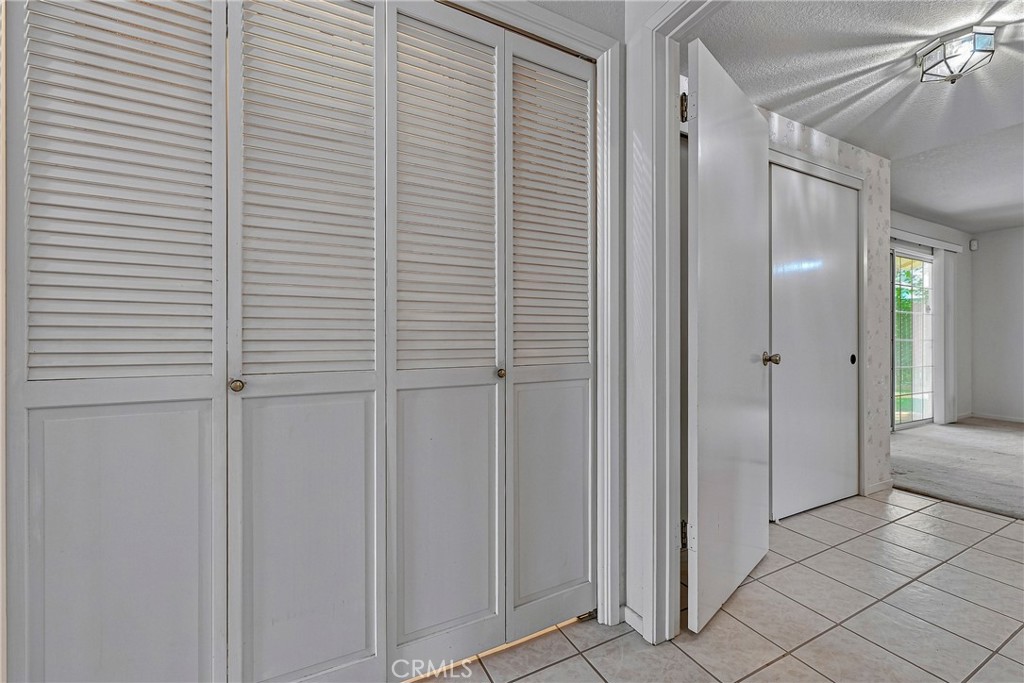 1174 Granite Ct, Merced, CA 95340