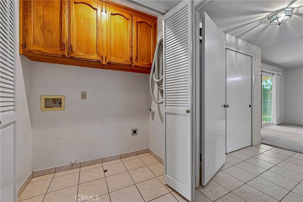 1174 Granite Ct, Merced, CA 95340