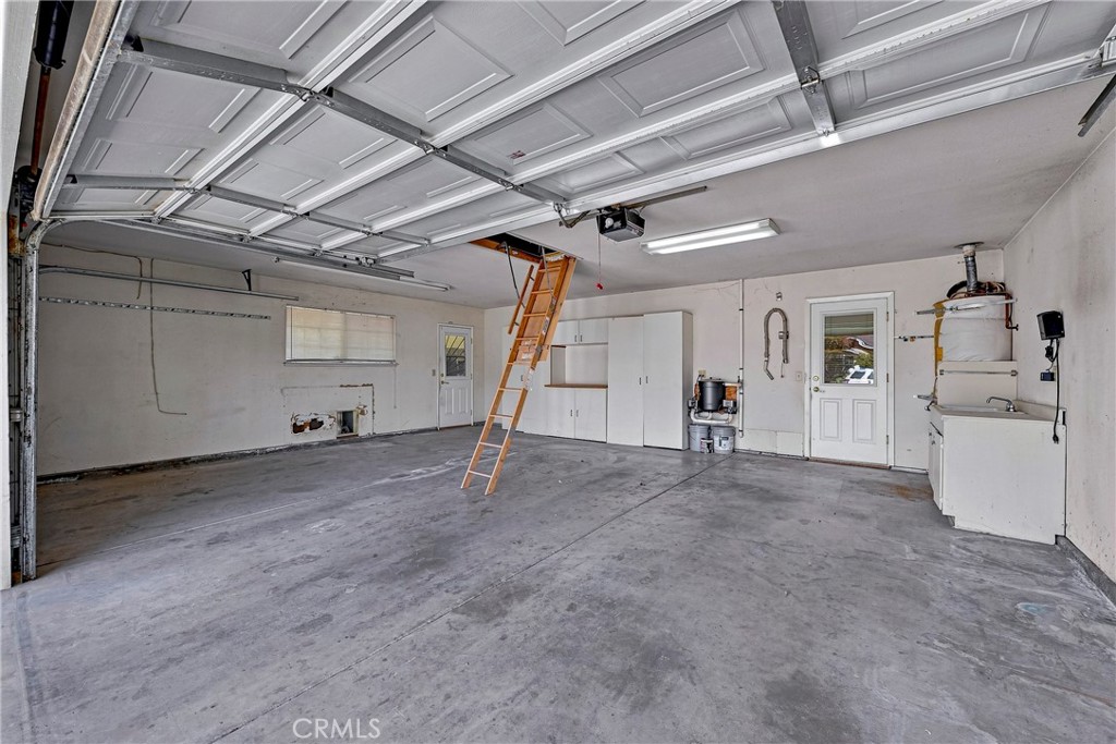 1174 Granite Ct, Merced, CA 95340
