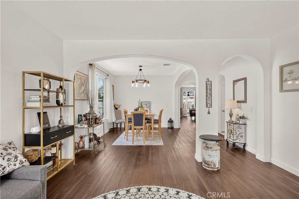 9020 Hunters Creek Way, Chowchilla, CA 93610