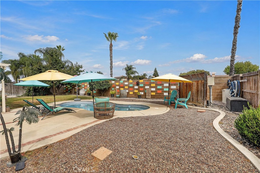 9020 Hunters Creek Way, Chowchilla, CA 93610