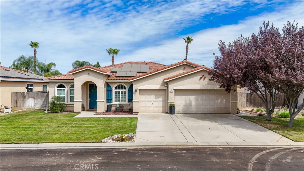 9020 Hunters Creek Way, Chowchilla, CA 93610