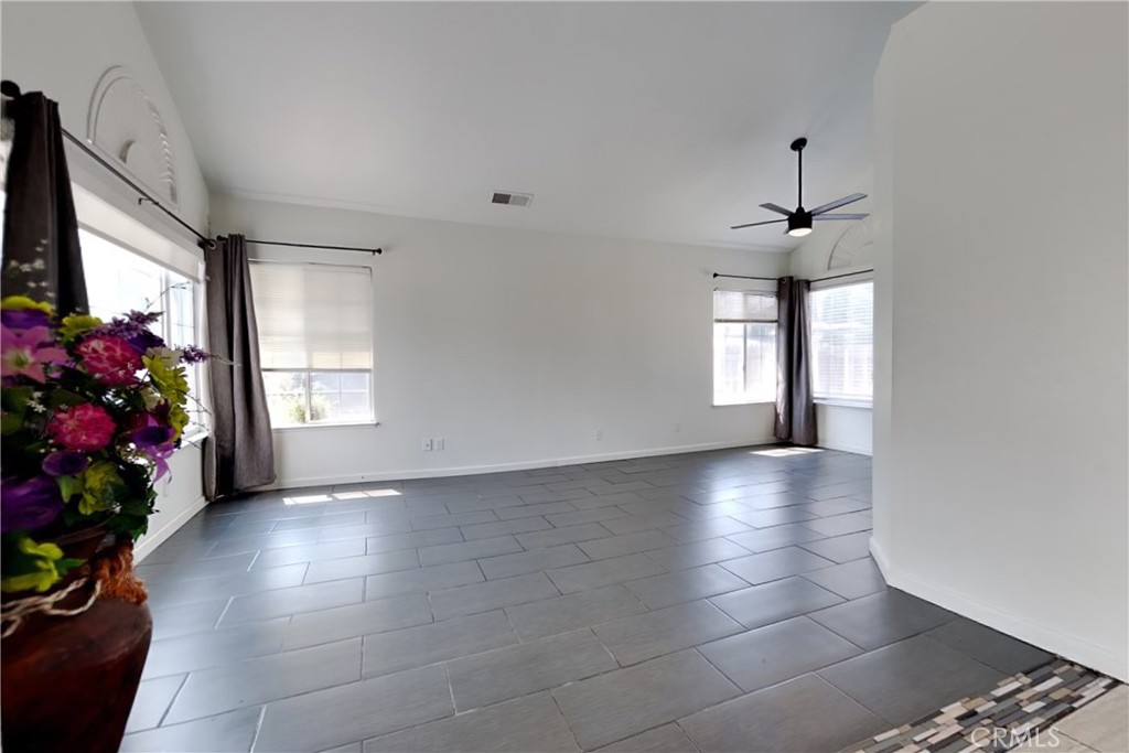 1219 Mohr Cir, Manteca, CA 95337