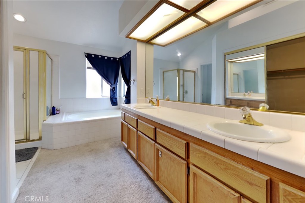 1219 Mohr Cir, Manteca, CA 95337