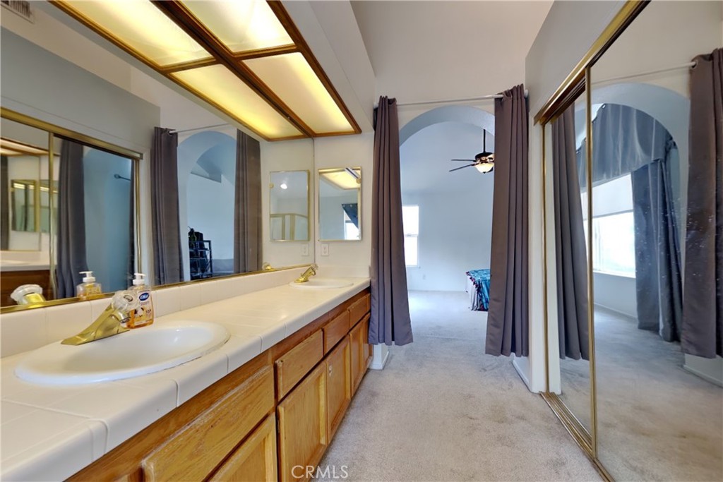 1219 Mohr Cir, Manteca, CA 95337