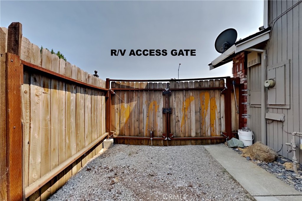 1219 Mohr Cir, Manteca, CA 95337