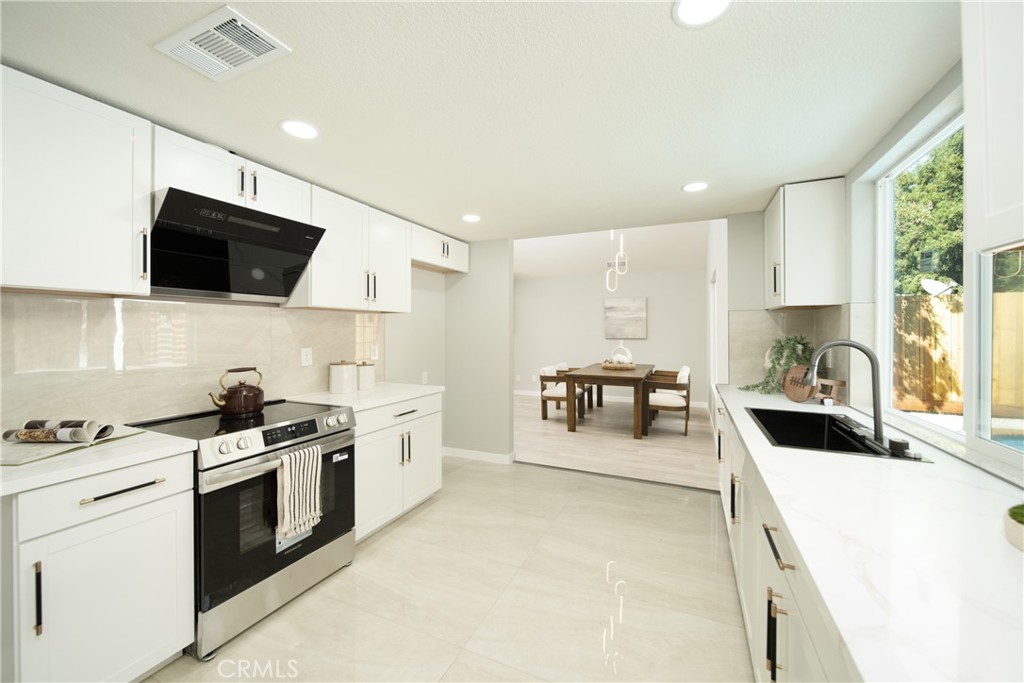 1724 Bergen Dr, Modesto, CA 95350