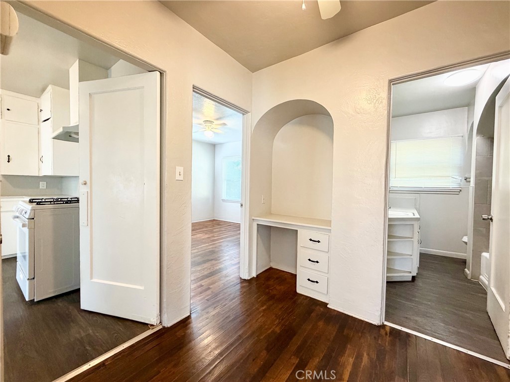 2201 F, Merced, CA 95340