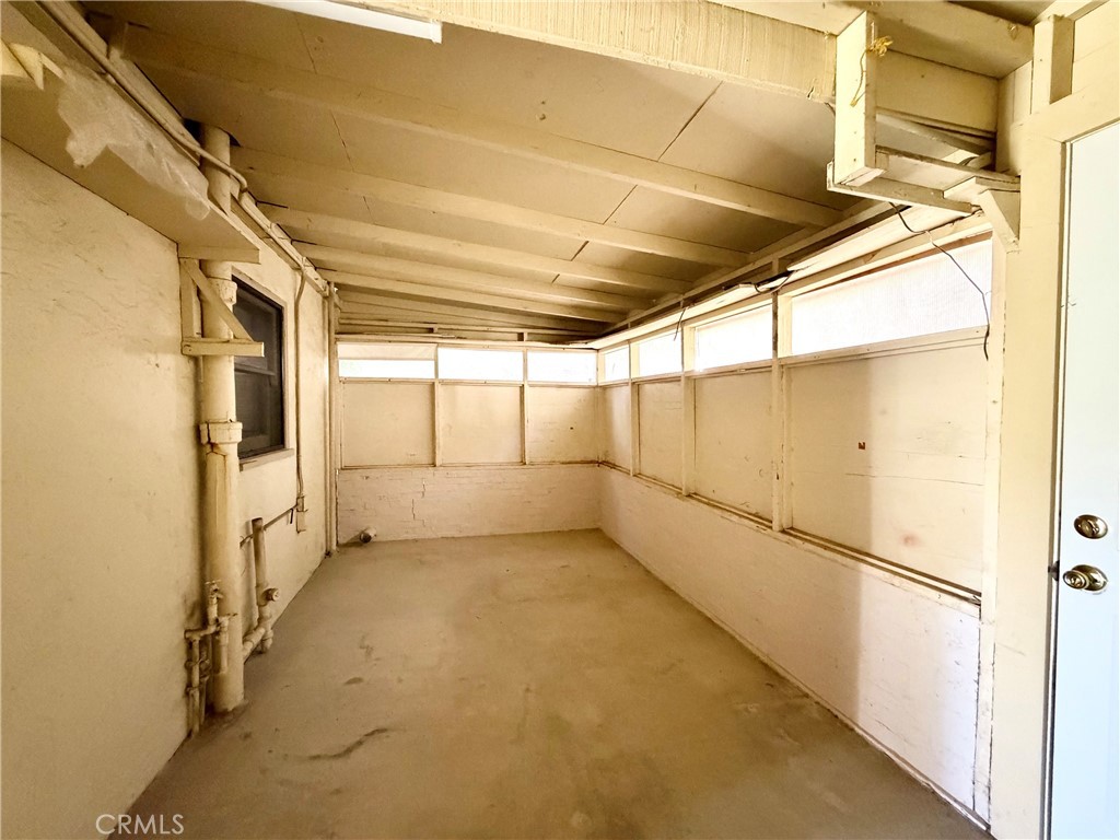 2201 F, Merced, CA 95340