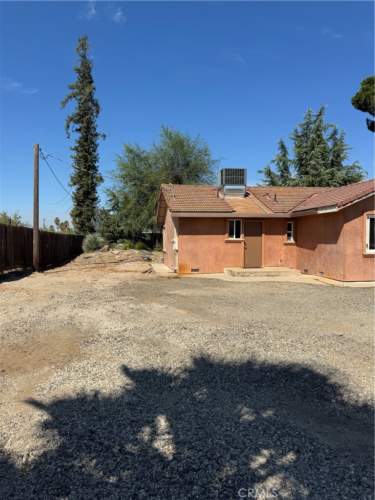 5200 N Gratton, Denair, CA 95316