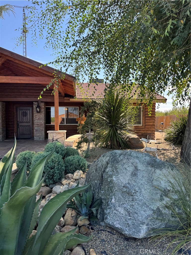 5200 N Gratton, Denair, CA 95316