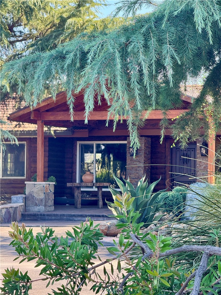 5200 N Gratton, Denair, CA 95316