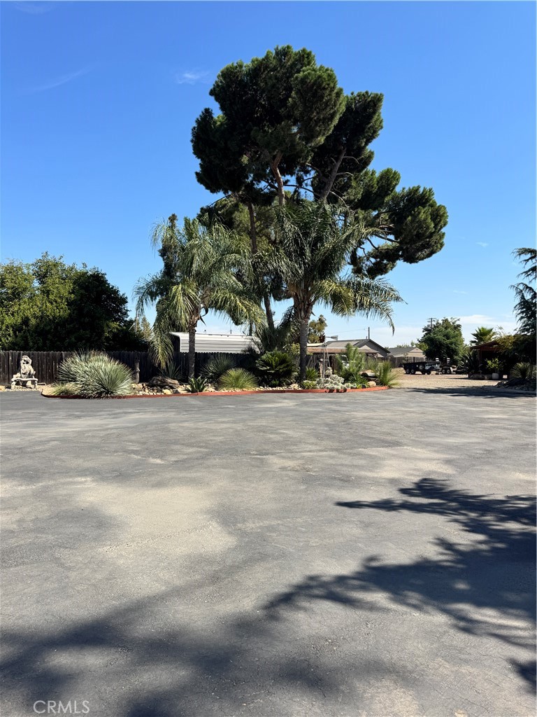 5200 N Gratton, Denair, CA 95316