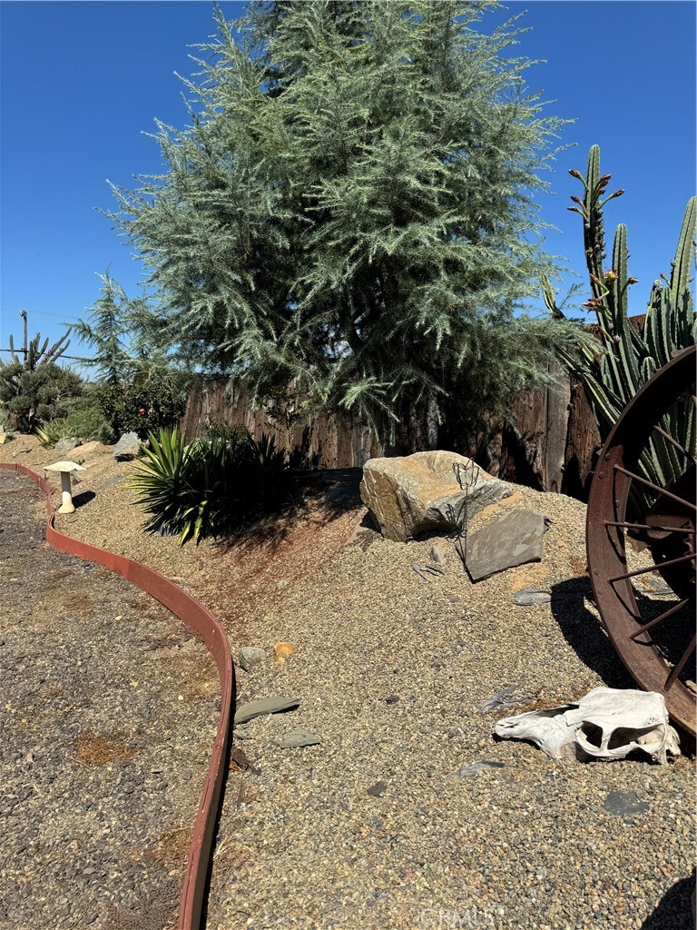 5200 N Gratton, Denair, CA 95316